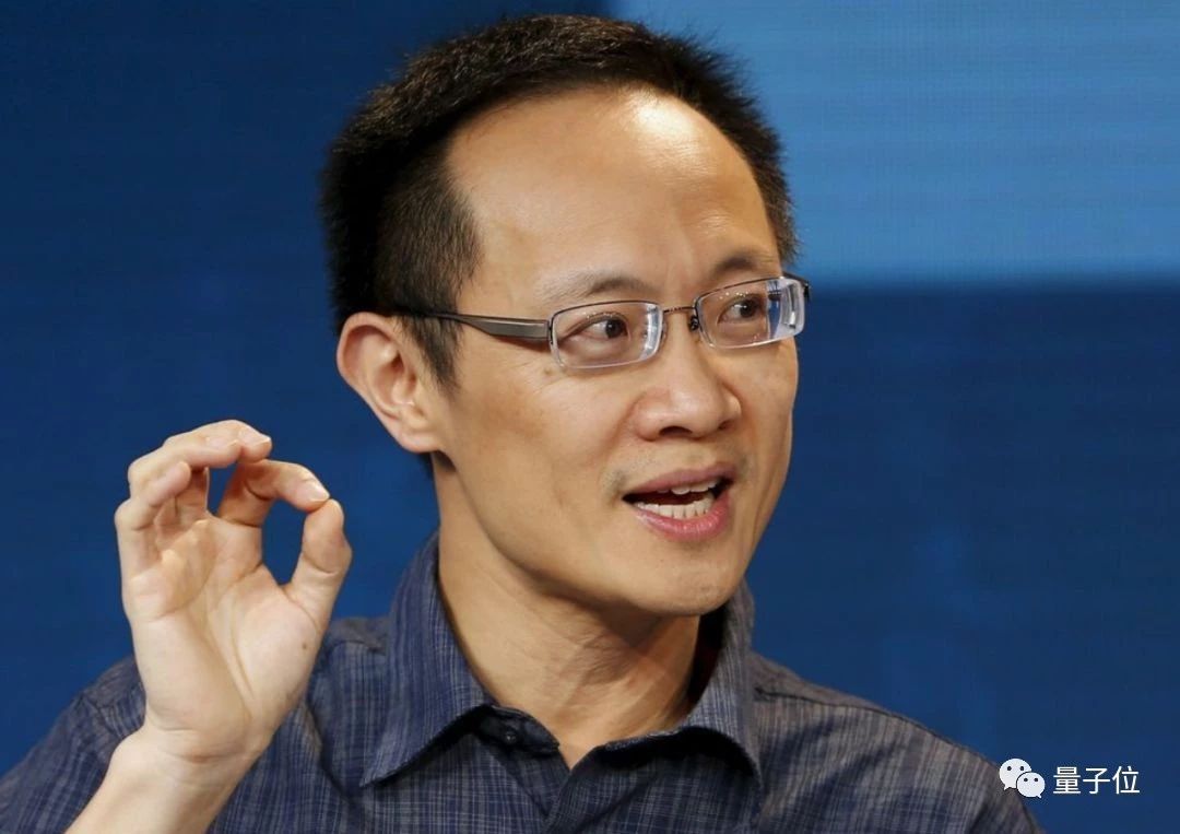 1992年,林斌从美国费城drexel大学毕业后加入微软,任职软件开发工程师